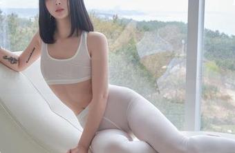 Jang Joo(장주)的黑丝，光线都害怕了，作品里的黑暗魔法。